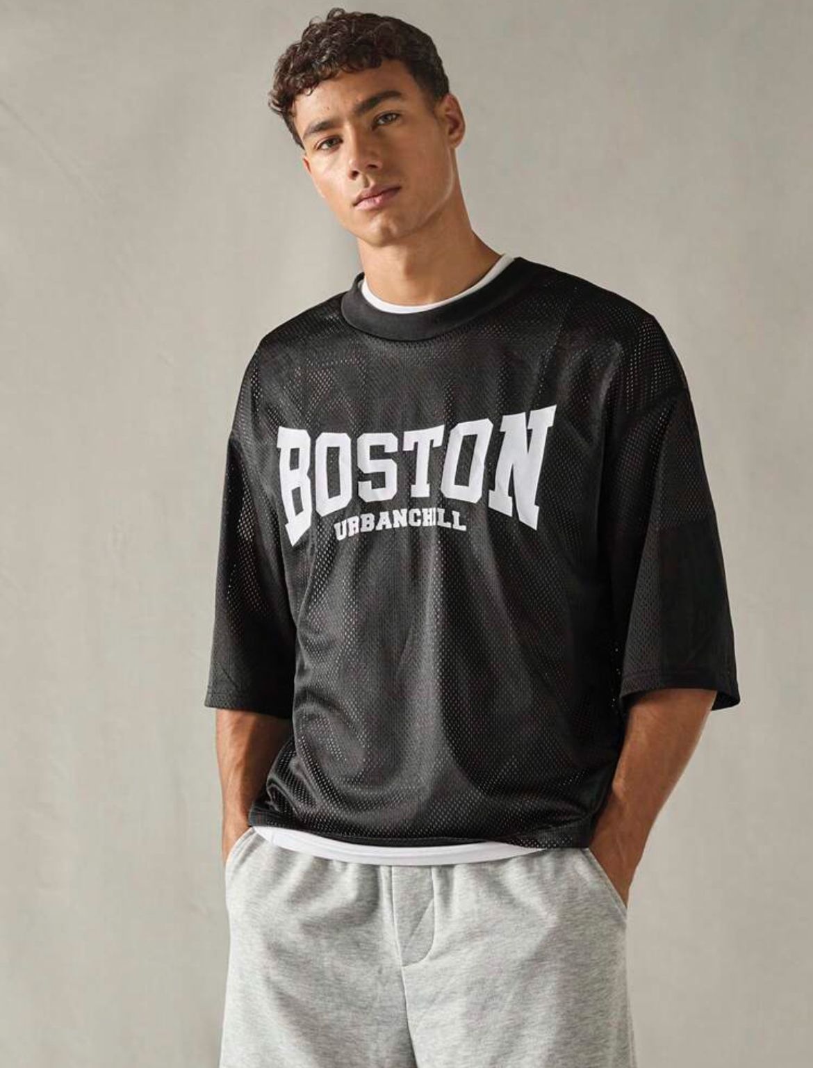 Boxy Fit Boston Urban Chill